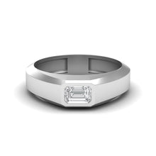 Load image into Gallery viewer, Emerald Cut Band